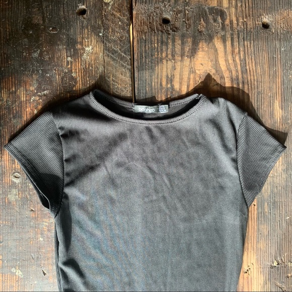 Make offer: Boohoo black ribbed semi sheer thong bodysuit size 6 petite Nwot - Picture 3 of 6